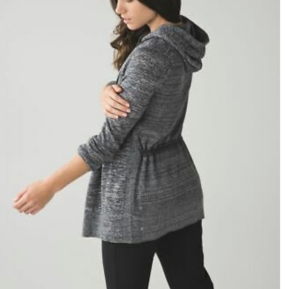 Lululemon Peace Of Mind Wrap size 4 Dark Slate Silver Spoon - Picture 5 of 9